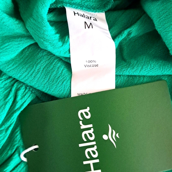 MEDIUM. HALARA HALTER TIE BACKLESS FLOWY DRESS - Picture 10 of 10